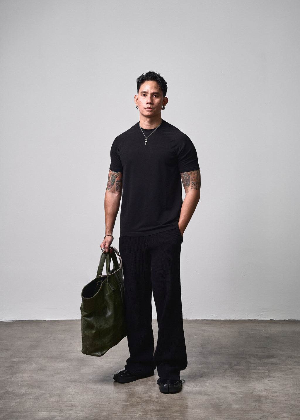 Short Sleeve Performance Tee  Black