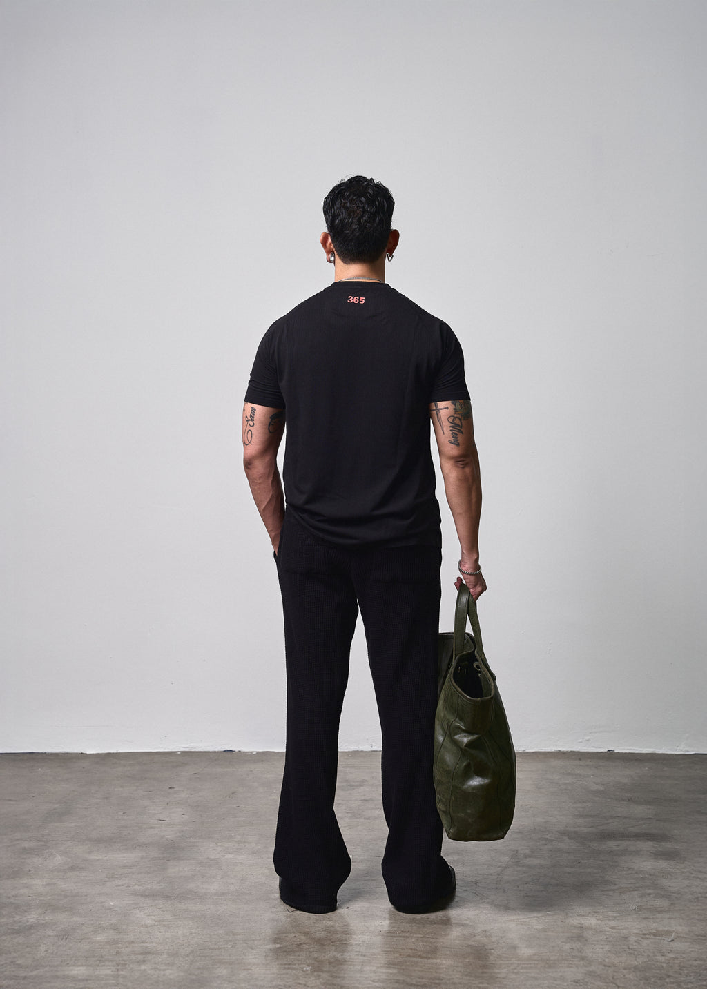 Short Sleeve Performance Tee  Black