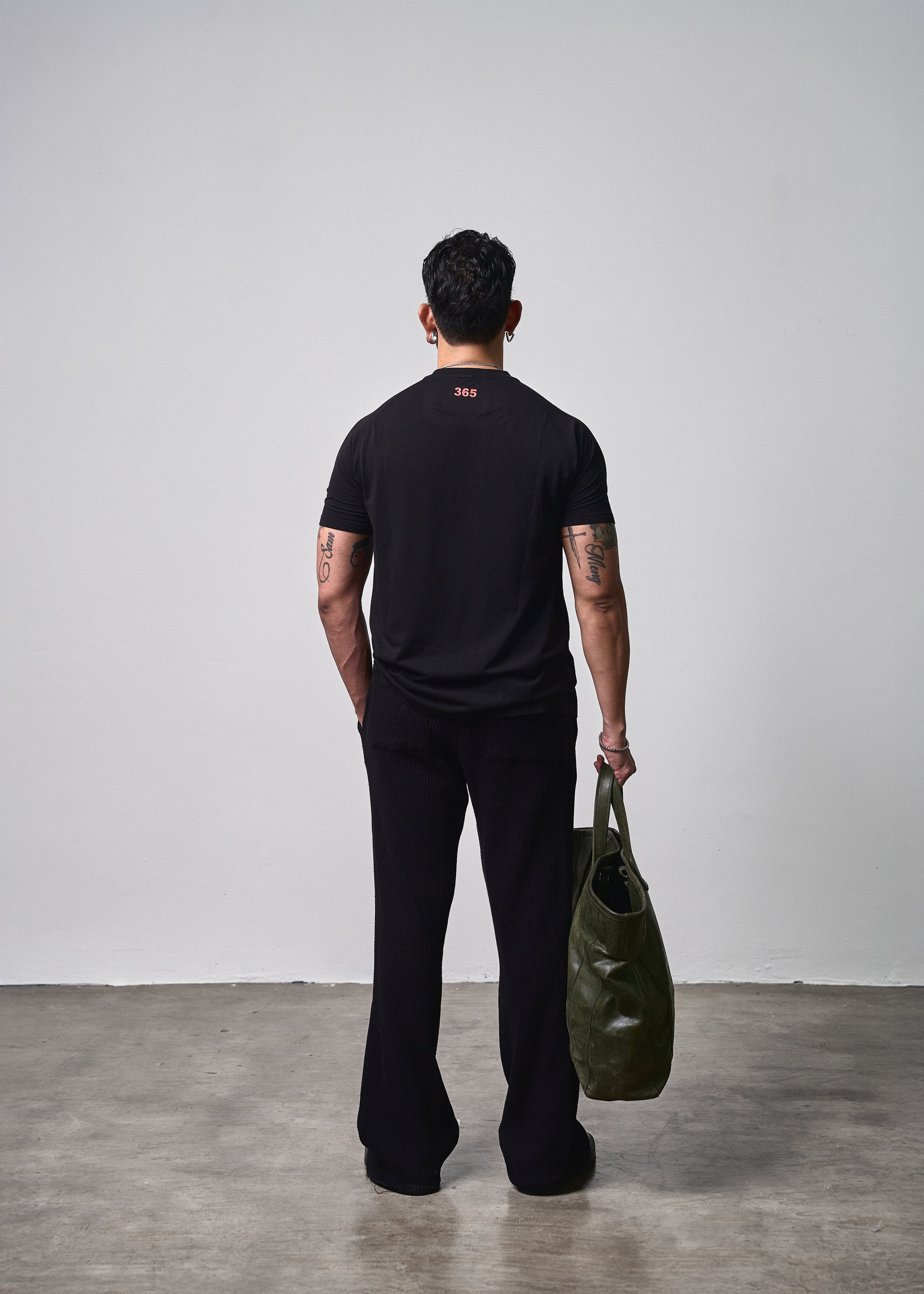 Short Sleeve Performance Tee  Black